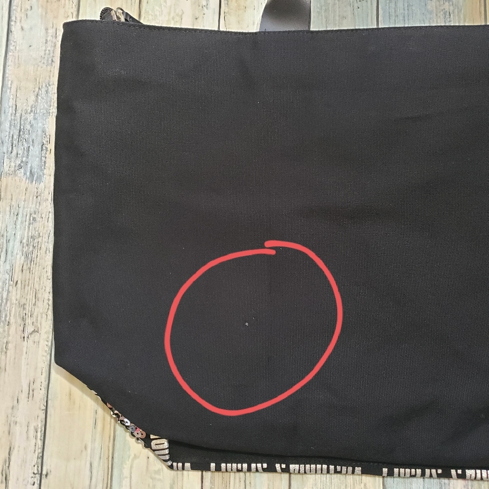 Victoria's Secret  Tote and Mini. - Picture 6 of 16